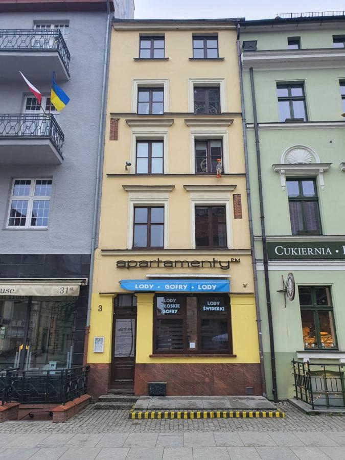 Apartament Z Widokiem Na Pomnik Kopernika - Rynek Staromiejski Torun Luaran gambar