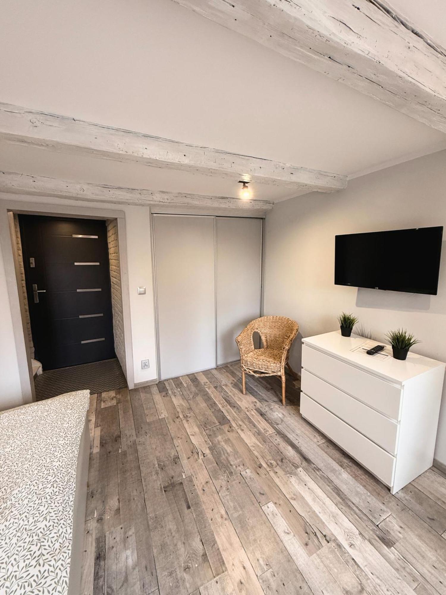 Apartament Z Widokiem Na Pomnik Kopernika - Rynek Staromiejski Torun Luaran gambar