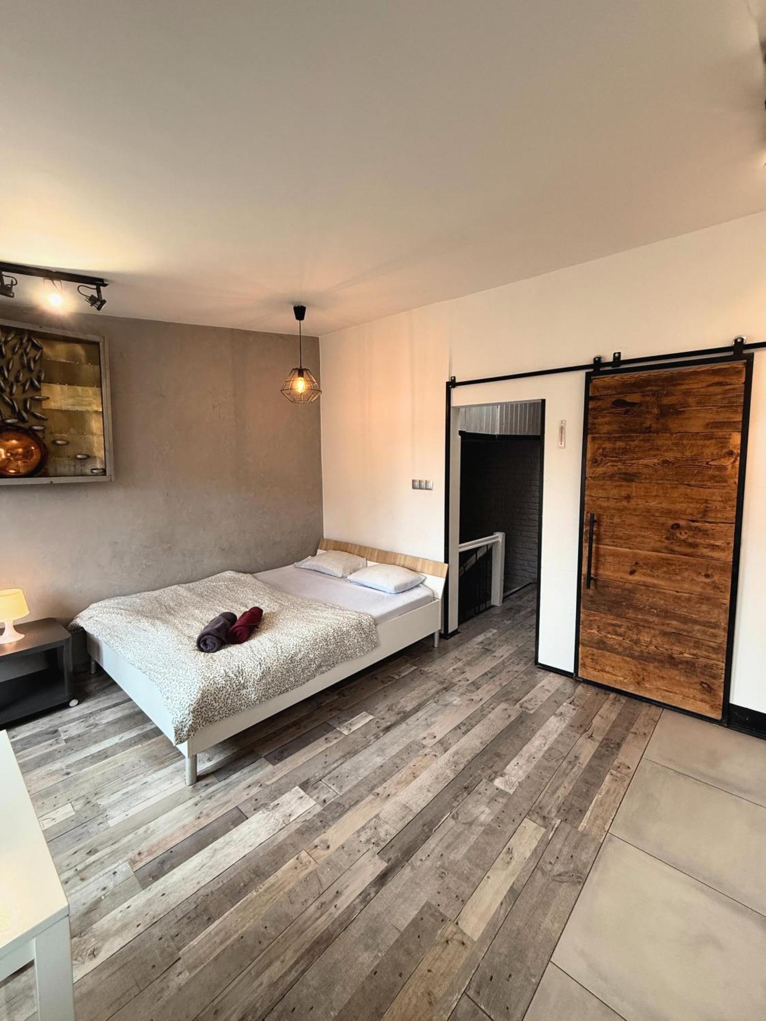 Apartament Z Widokiem Na Pomnik Kopernika - Rynek Staromiejski Torun Luaran gambar