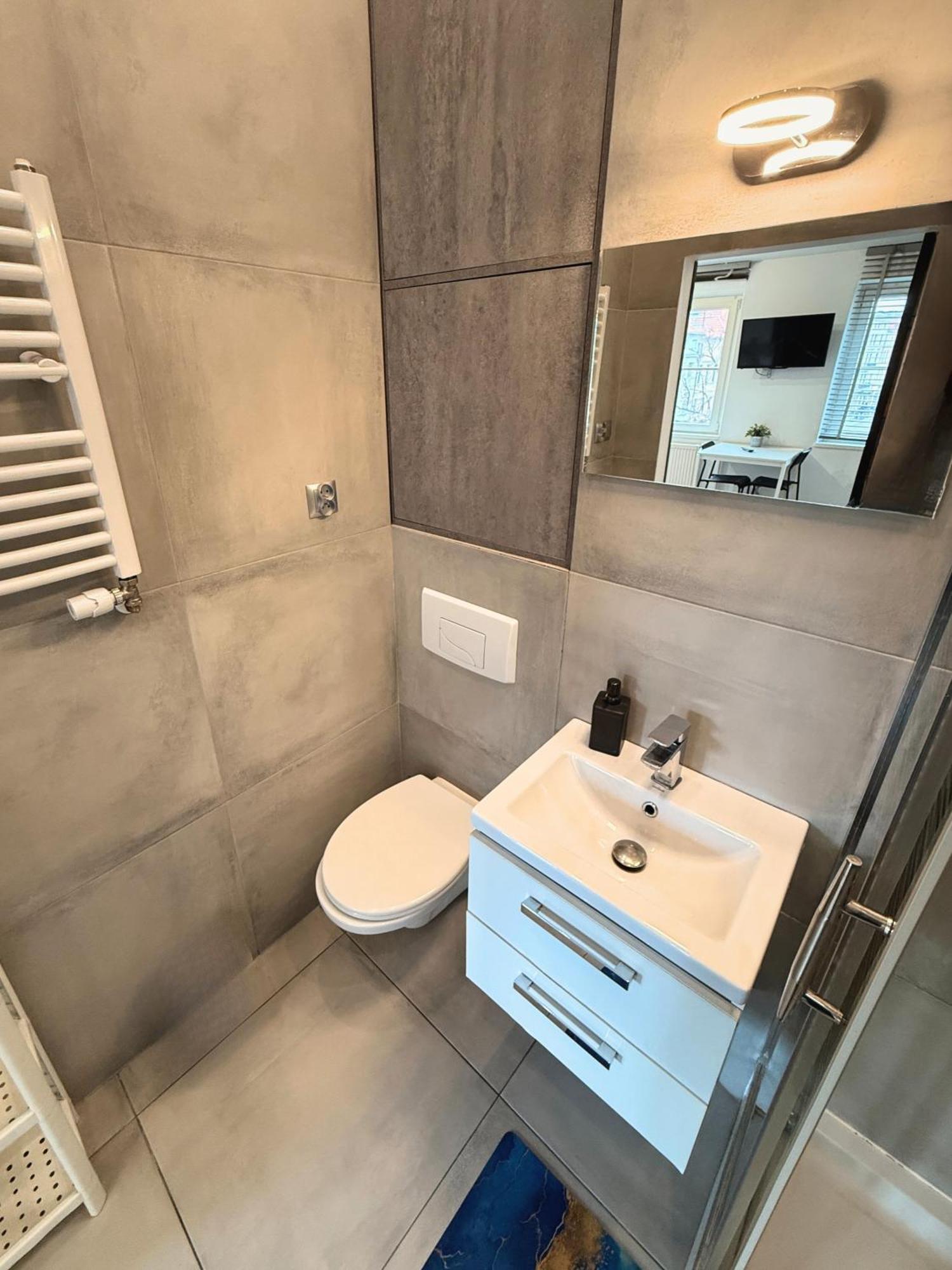 Apartament Z Widokiem Na Pomnik Kopernika - Rynek Staromiejski Torun Luaran gambar